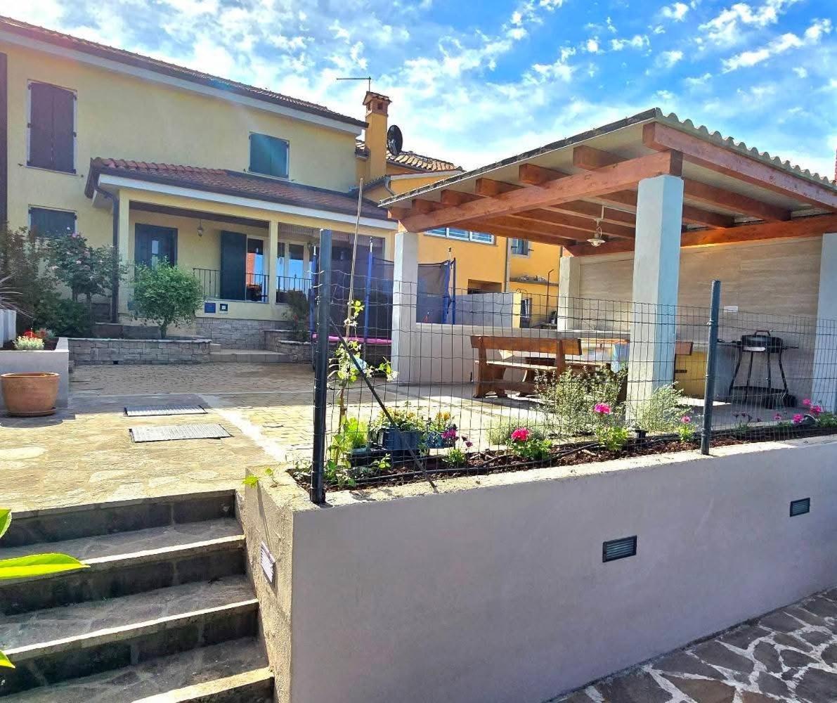 לאבין Villa Danica מראה חיצוני תמונה